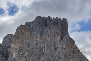 Majestueuze rotsachtige piek in Italiaanse Dolomieten