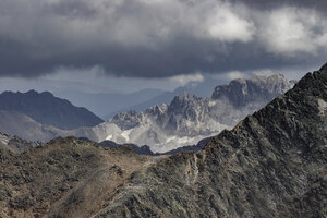 Laagstructuren in de Oostenrijkse Alpen
