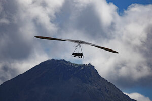 Paragliding boven de Stubai Valley