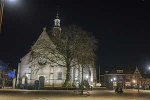 Nachtelijk Zevenbergen: verlichte geschiedenis