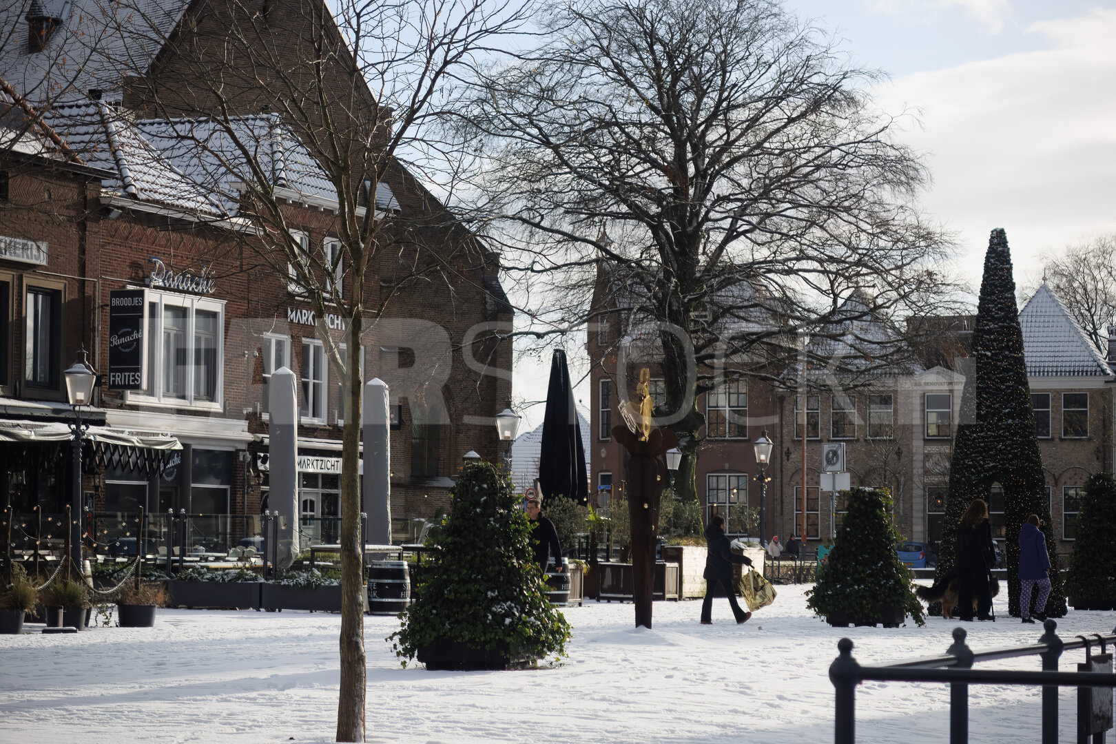 Het is winter in het centrum van Zevenbergen